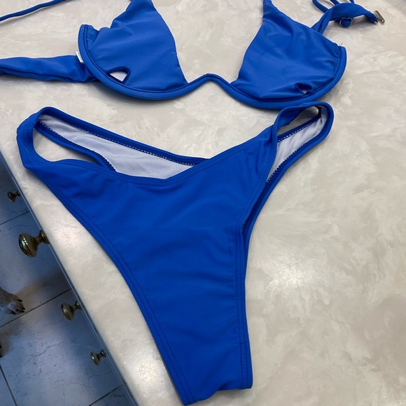 Bikini Two Piece, Royal Blue, Size M, NWOT, Removable Top Insert - Picture 6 of 10